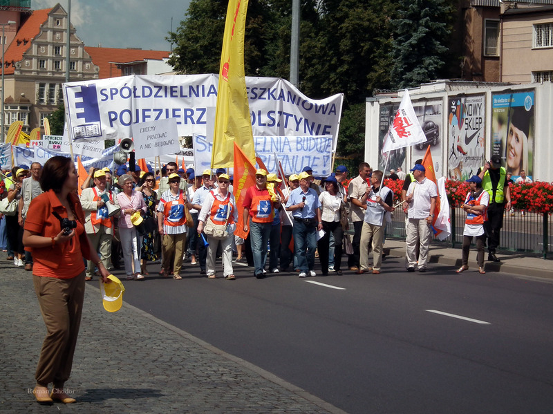 manifa02.jpg